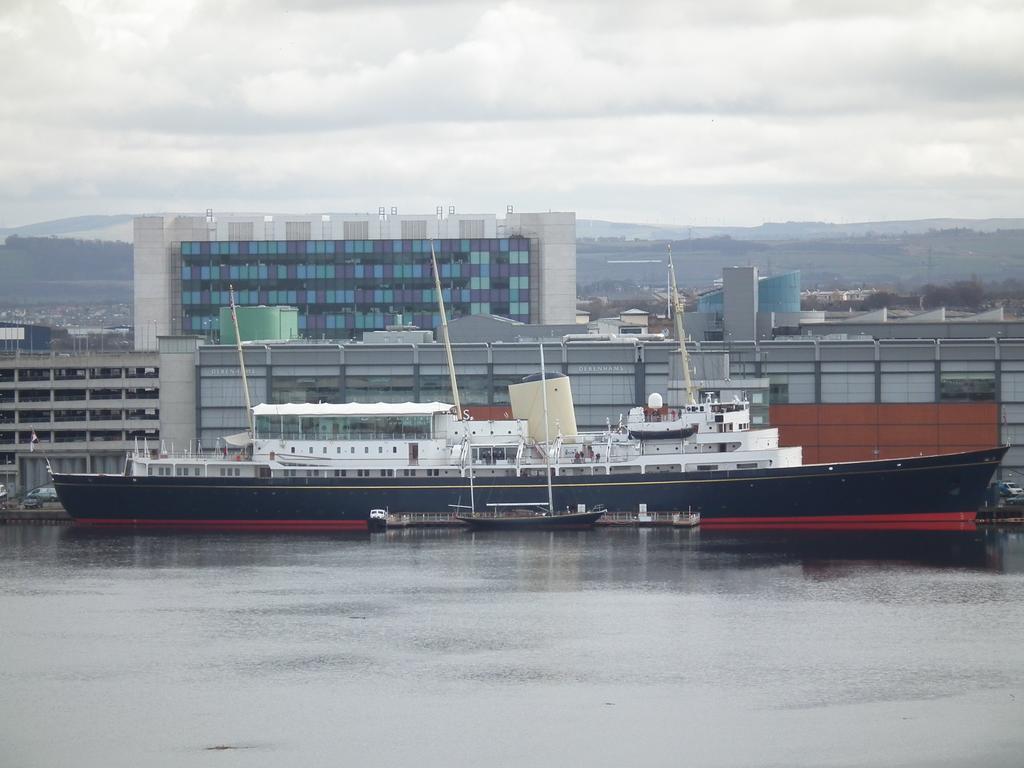 Edinburgh Western Harbour Exterior photo