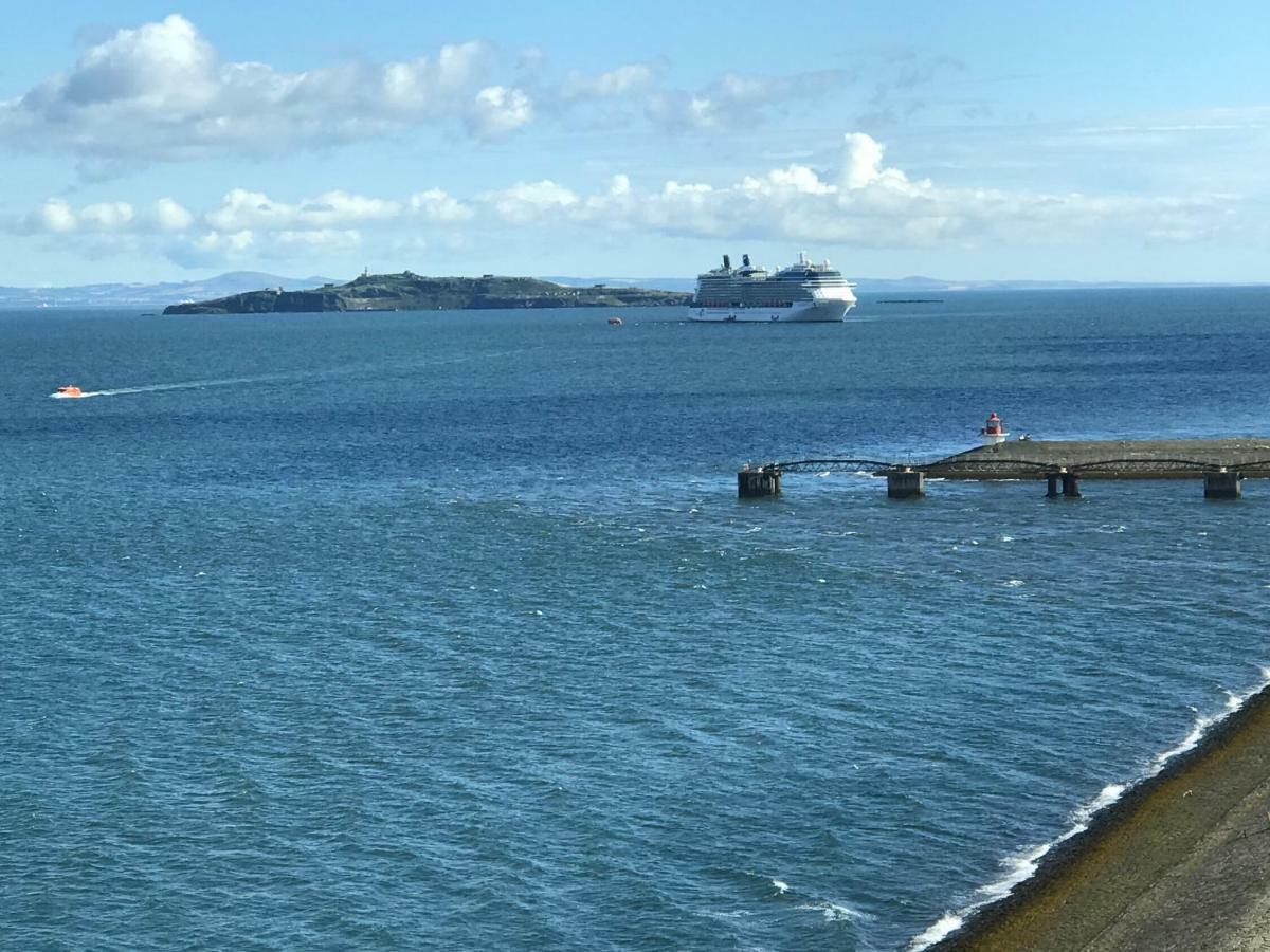 Edinburgh Western Harbour Exterior photo